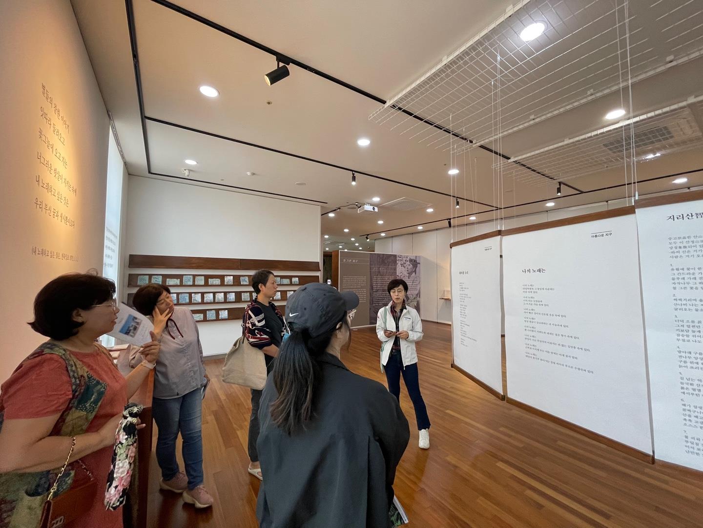 석정길 아다지오 문학산책 관람사진